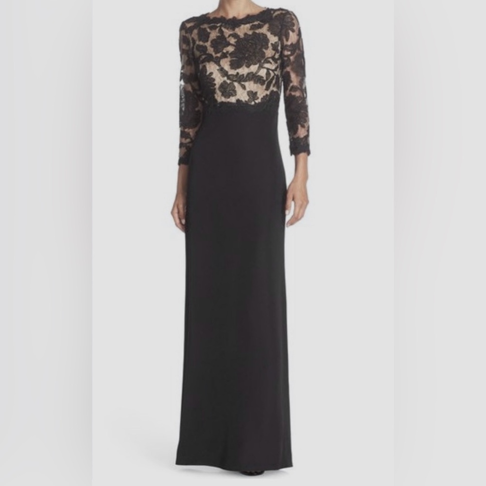 Tadashi Shoji Peony
Embroidered Stretch Crepe Gown - Black/Nude - Size 8/10